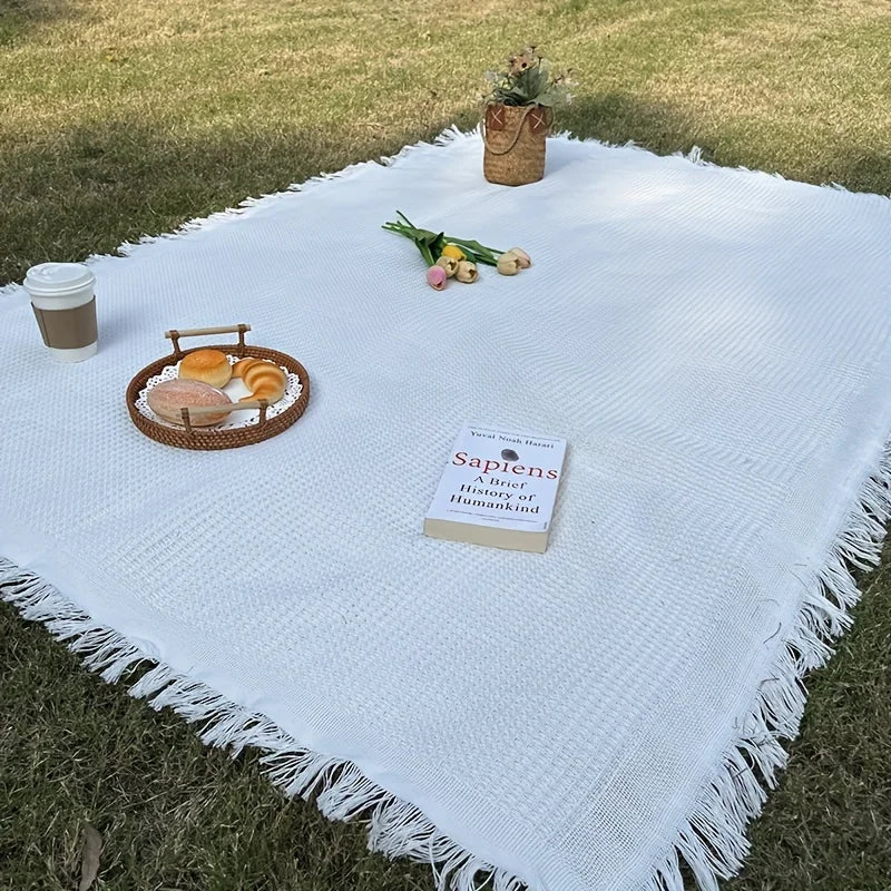 Camping Blanket, Picnic Mat, Durable, Lightweight, Waterproof, Hand Washable, Suitable for Outdoor Use on Lawns and Tents
